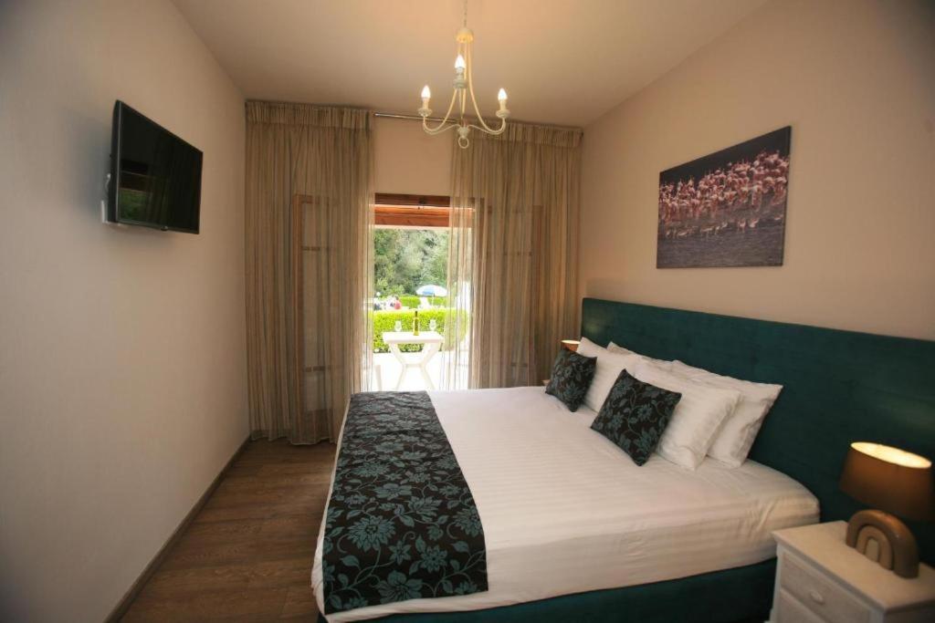 Summer Wine Friendly Resort Ypsos Dış mekan fotoğraf